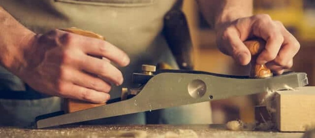 Rudergerät aus Holz